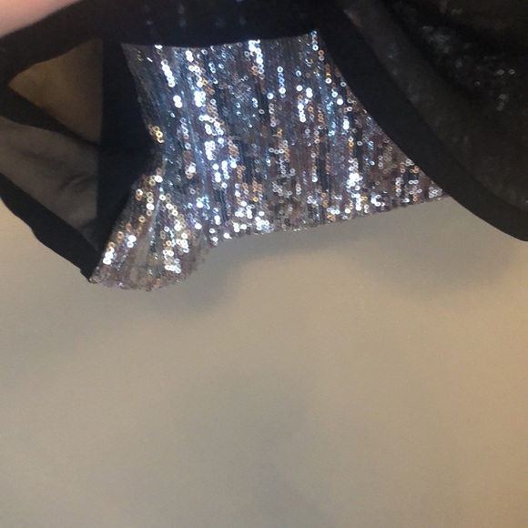 Express Black mesh over sequins Tank Top - Medium - Picture 4 of 5